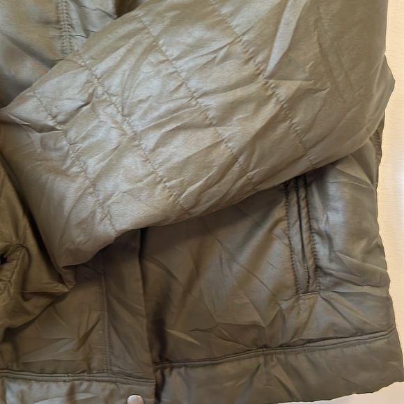 J CREW Bomber Light Puffer Jacket - Picture 2 of 7